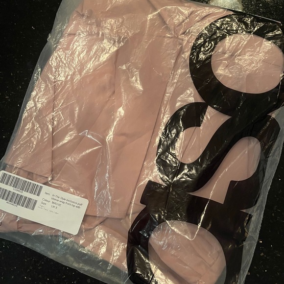 NWT NWT Puff Sleeve Wrap Top with Belt Detail in Mauve S - Picture 5 of 5